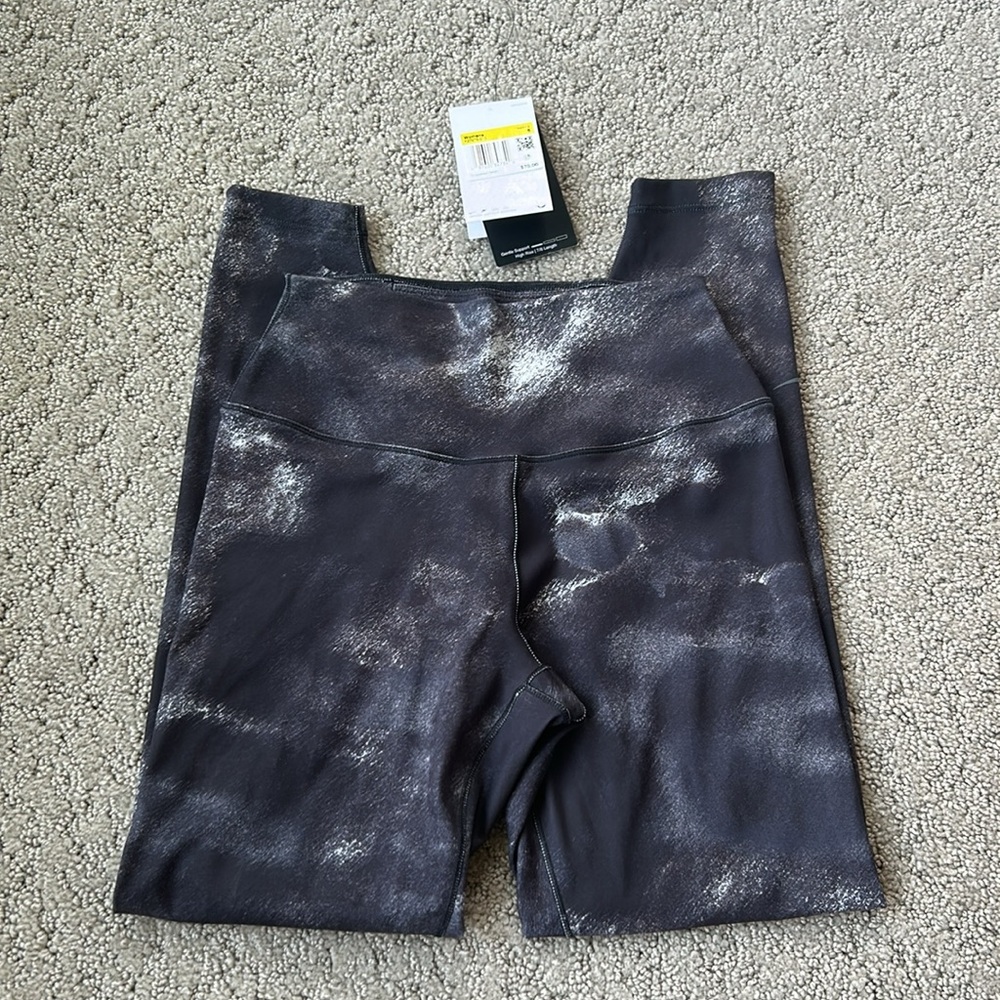 Nike One Dri-Fit High-Waisted 7/8 Printed Leggings Smoke Active Tights SM NWOT - Picture 9 of 12
